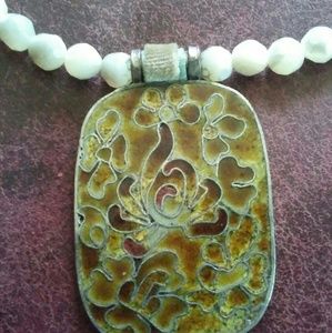 Mother of pearl necklace